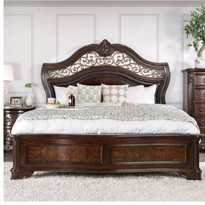 Thatcher Bed