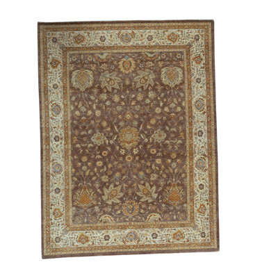 Tapis brun tissé à la main