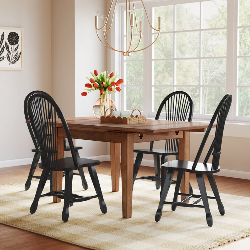 Makira 4 - Person Four Leg Dining Set
