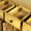Charmante armoire brune classique