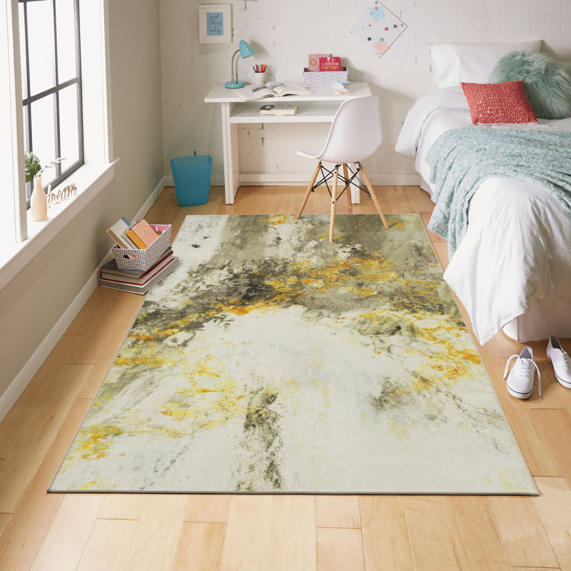 Tapis crème / doré à motif abstrait moderne Hennigan, Rectangle 5 pi x 8 pi