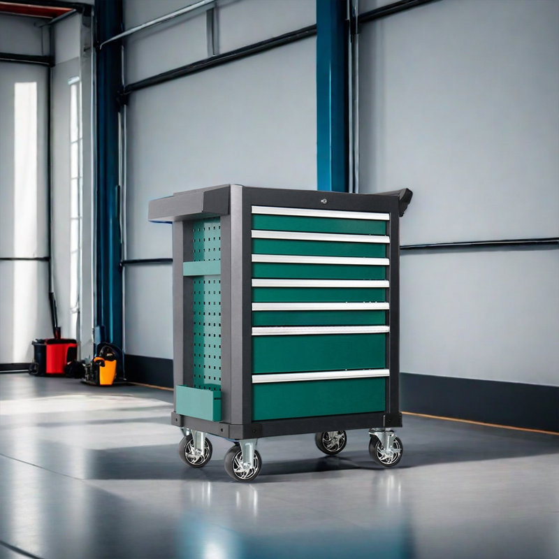 Coffre à roulettes inférieur en acier l 29,5 po Niti