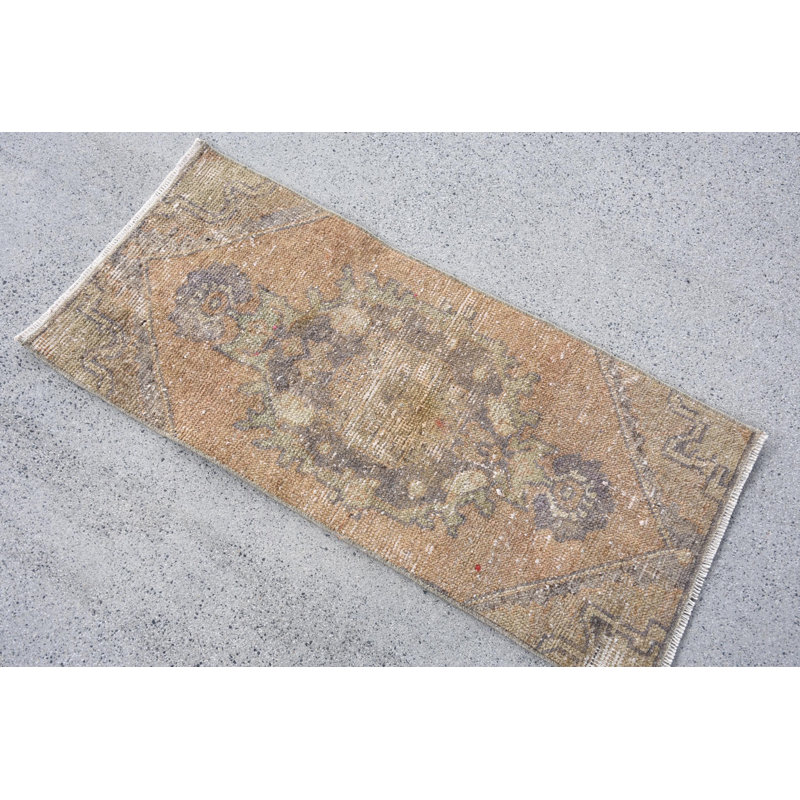 Tapis beige en laine Vintage Patchwork, 15 x 32,7 pouces
