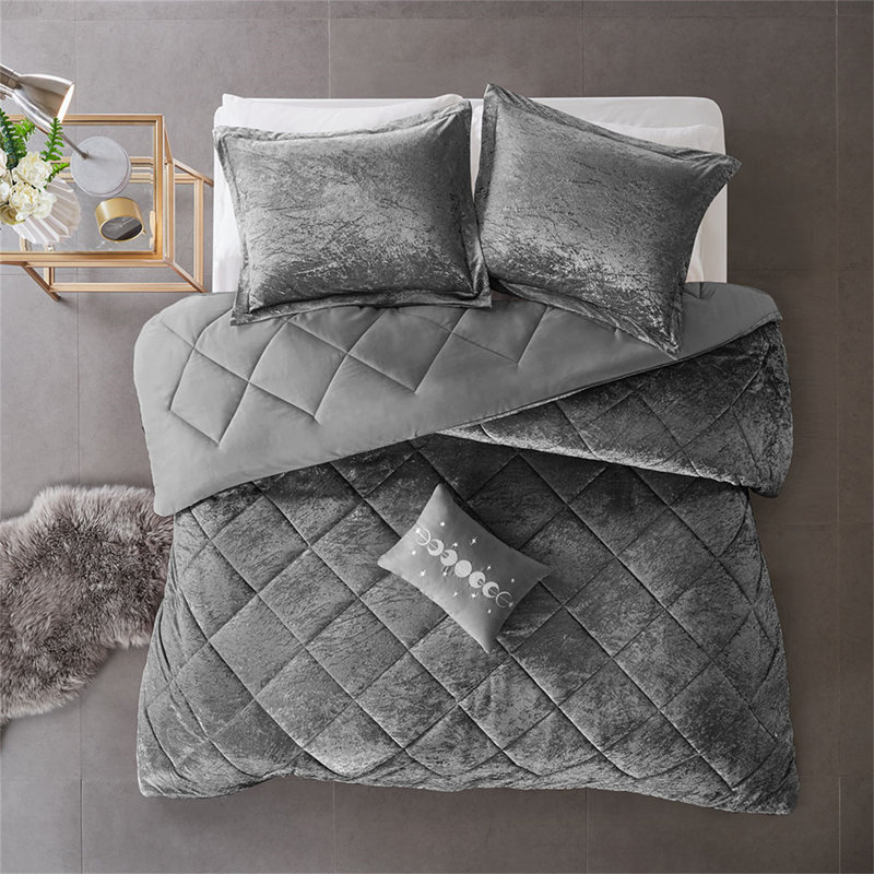 Comforter Set With Throw Pillow