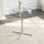 Table de bar ronde en verre 36 pouces, base en métal argenté poli à quatre pieds, plateau en verre trempé transparent, 4 sièges