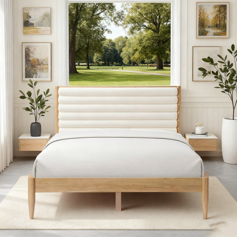 Structure de lit en bois massif avec tête de lit en chenille, durable et élégante pour les chambres à coucher modernes.