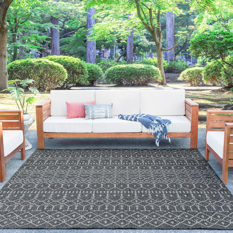Ahders Indoor / Outdoor Rug, Square 7'7"