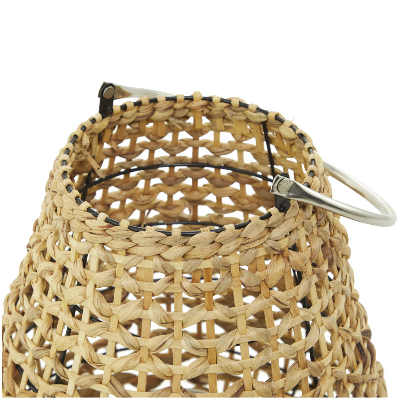 Lanterne en métal Cole and Grey, H 15,9 po x l 12,85 po x P 12,55 po