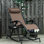 Fauteuil inclinable d'extérieur zéro gravité, berçant pliable avec coussin, plateau pour tasse et téléphone, structure en acier brun, tissu respirant, support de fauteuil inclinable de relaxation