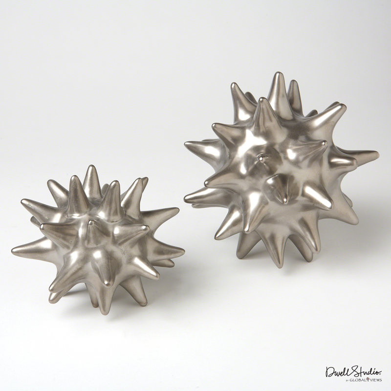 Urchin, 7" H x 7" W x 7" D, Matte White