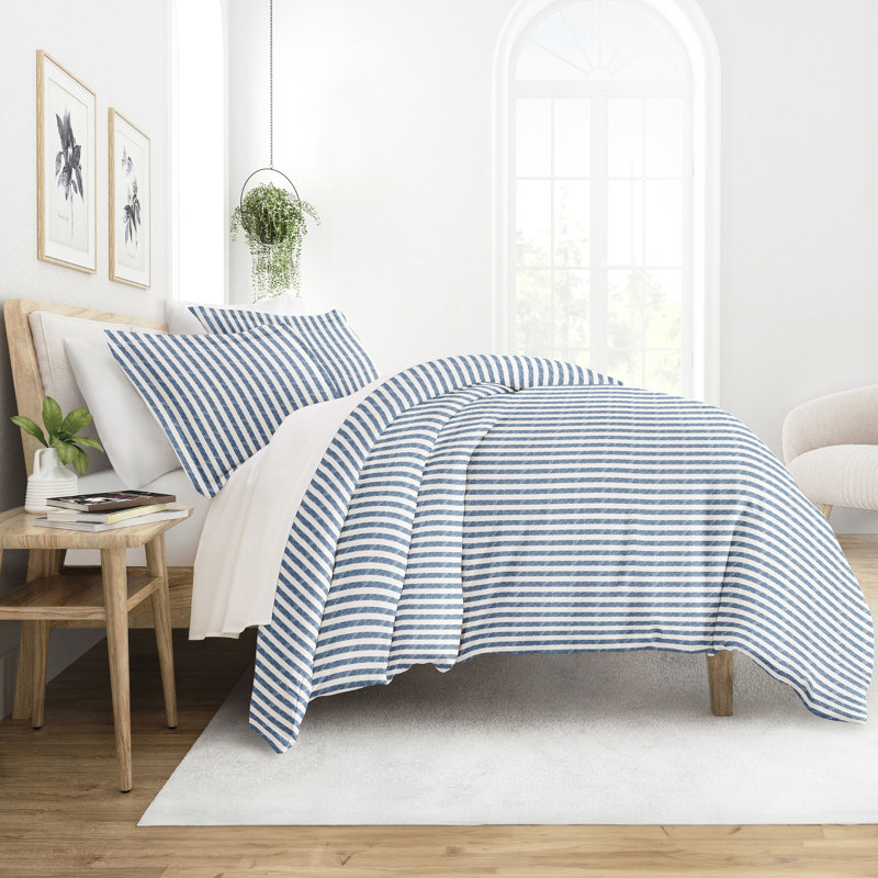 Navy and White Microfiber Striped Full/Queen Duvet Cover Set