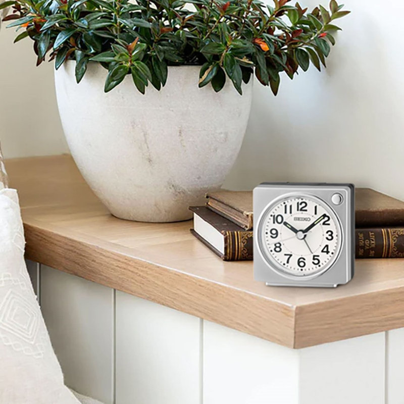 Alarme de chevet, quartz, ton argent, Argent