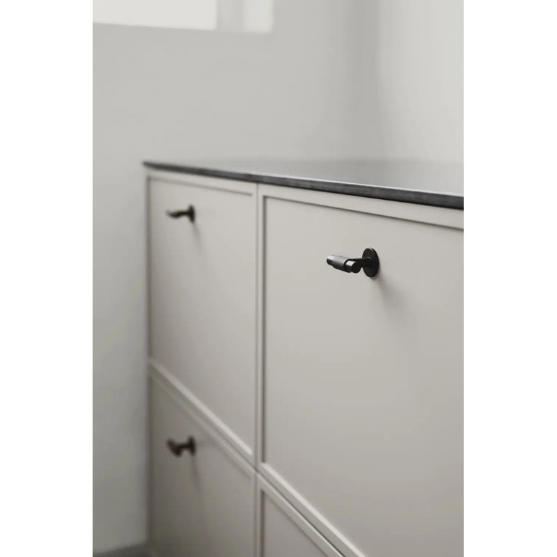 Manor Black Bar / Handle Pull