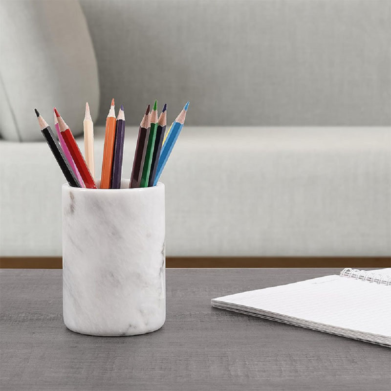 Porte-stylo en marbre