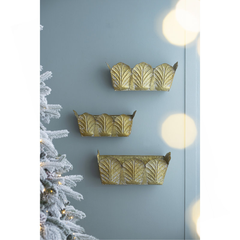 Set Of 3 Rustic Wall Metal Planter/ L:21.7X8.7X8" M:21.3X8x7.7" S:18X7x7", 8" H x 21.7" W x 8.7" D