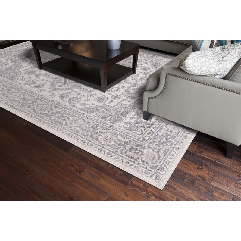 Oriental Indoor Rug, Round 7'