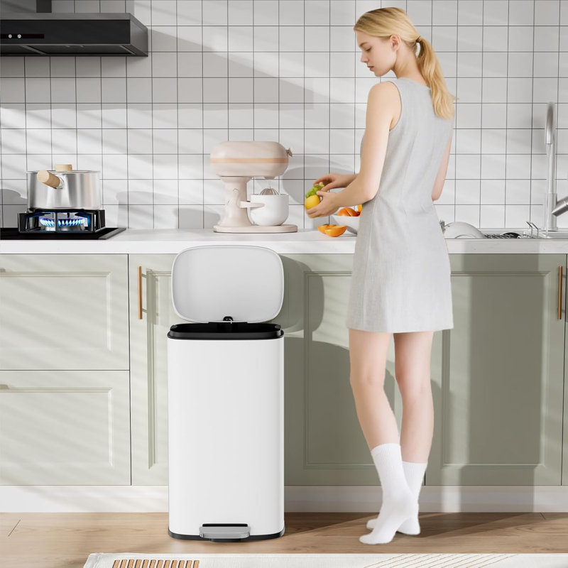 Poubelle à pédale, poubelle en acier inoxydable, poubelle à fermeture en douceur avec seau intérieur en plastique amovible, résistant aux empreintes digitales, poubelle à couvercle, combinaison pour la maison de cuisine