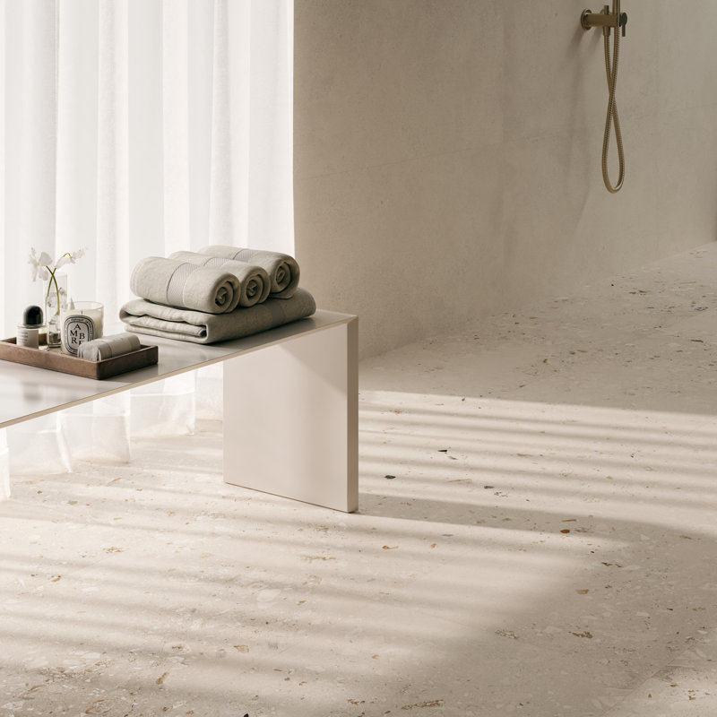 Carreau de sol en porcelaine grand format 36 po x 36 po Fragmenta Light, Crème, crème