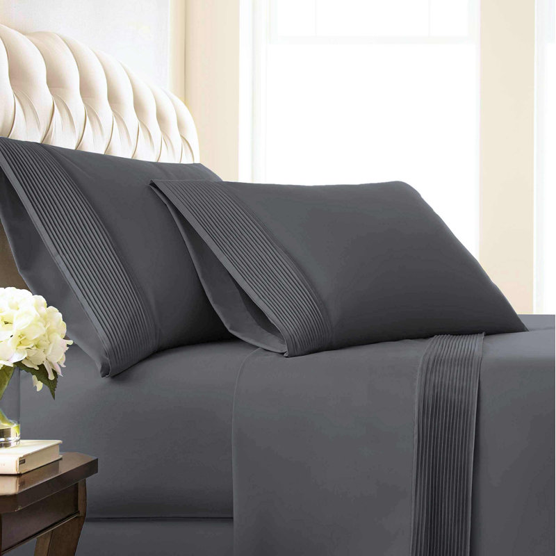 Ensemble de 2 taies d'oreiller à ourlet plissé Vilano Springs de Southshore Fine Linens, couleur ardoise, en microfibre doublement brossée 110 g/m², infroissable et lavable à la machine, format King/California King