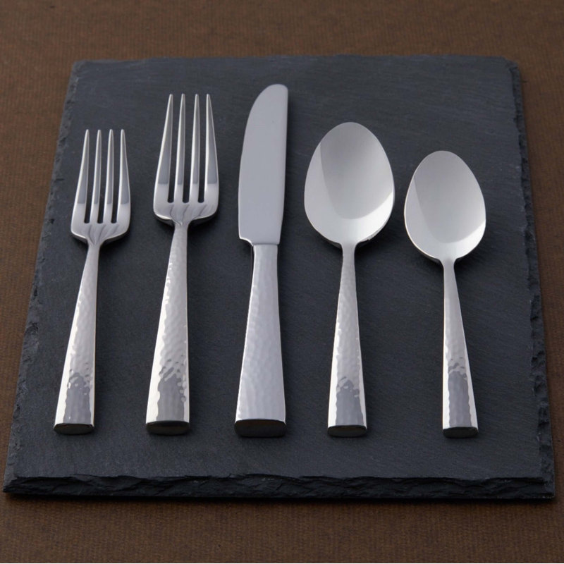 Cabria 20 Piece Fine Flatware Set, Service For 4