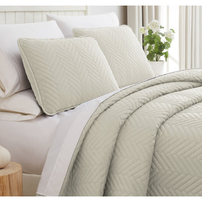Ensemble de courtepointe légère surdimensionnée en microfibre prélavée à chevrons