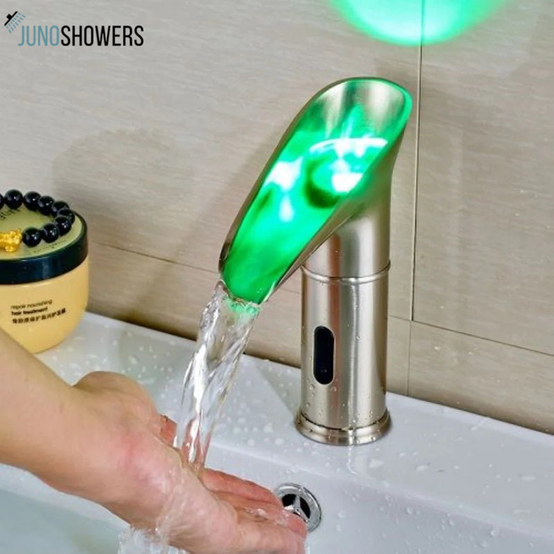 Robinet de lavabo pour salle de bain sans contact à DEL Juno