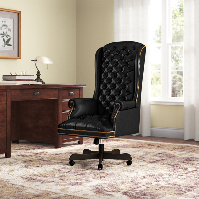 Chaise de bureau traditionnelle ergonomique pivotante en leatherSoft à dossier haut capitonné, Noir