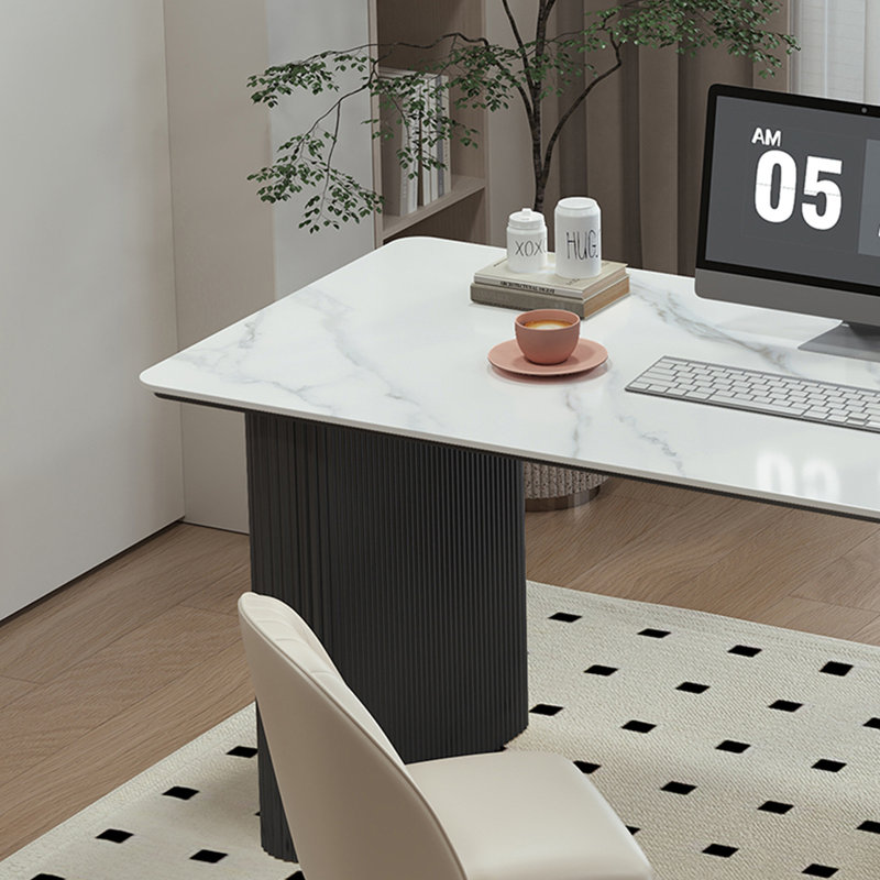 Bureau unique et sophistiqué, H 29,52 po x l 70,86 po x P 31,49 po