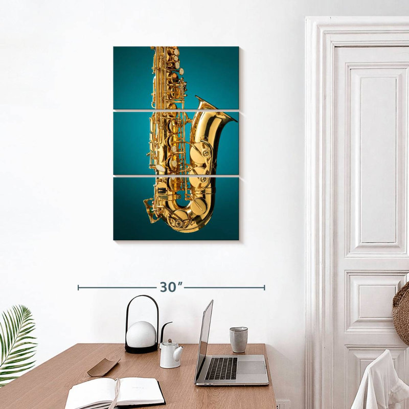 Abarca Golden Alto Saxophone, H 32 po x l 20 po