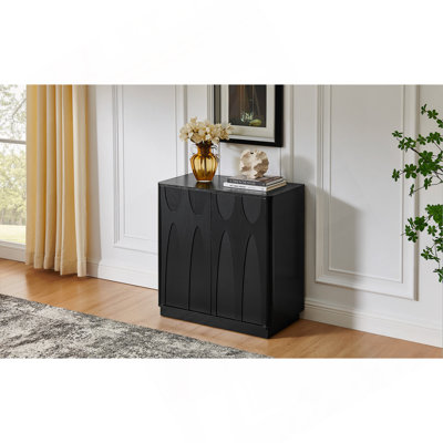 Armoire sur pied, buffet, casier libre-service autoportant, avec une conception intégrée, avec deux portes d'armoire et des tablettes réglables. Convient aux salons, aux entrées et aux couloirs.