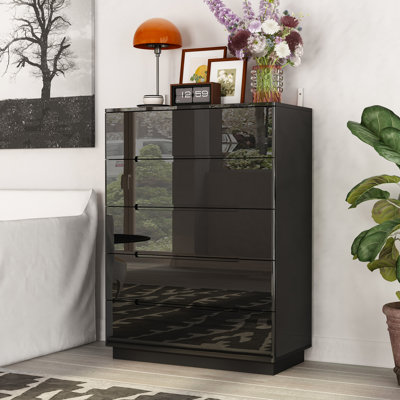 5-Drawer Dresser With Glossy Finish And Adjustable Lights
