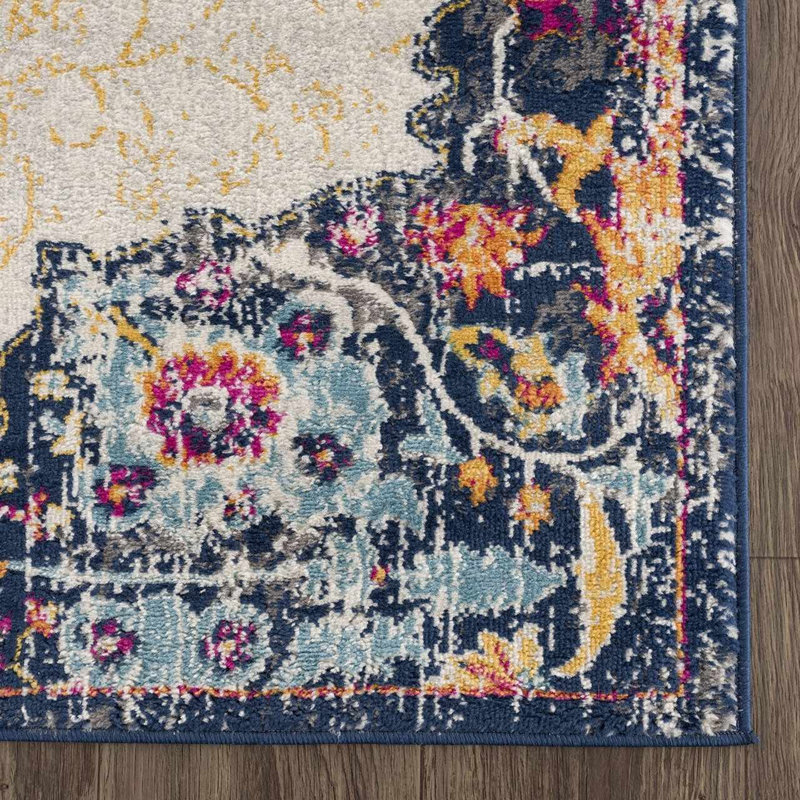 Favreau Oriental Indoor Rug, Rectangle 2' x 3'