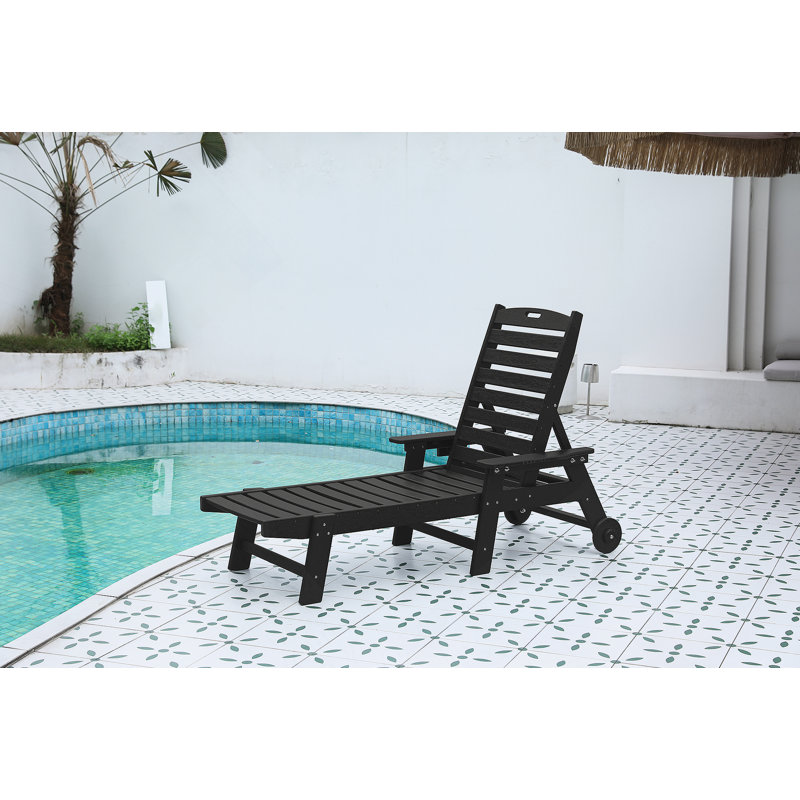 Outdoor Lounge Chair With Realistic Wood Texture, Oversized Chaise Lounge With 5 - Position Adjustment, Hdpe Material, Wheels And Cup Holder For Poolside And Deck Relaxation