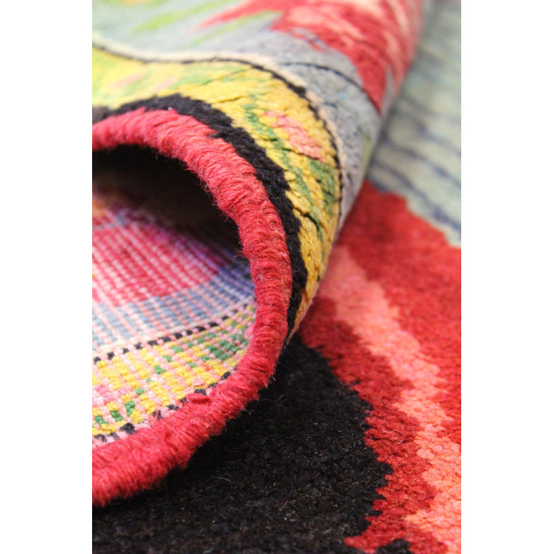 Tapis unique rose, bleu ciel et fraise des années 1960 de 4 pi 8 po x 8 pi 2 po pictural Karabagh