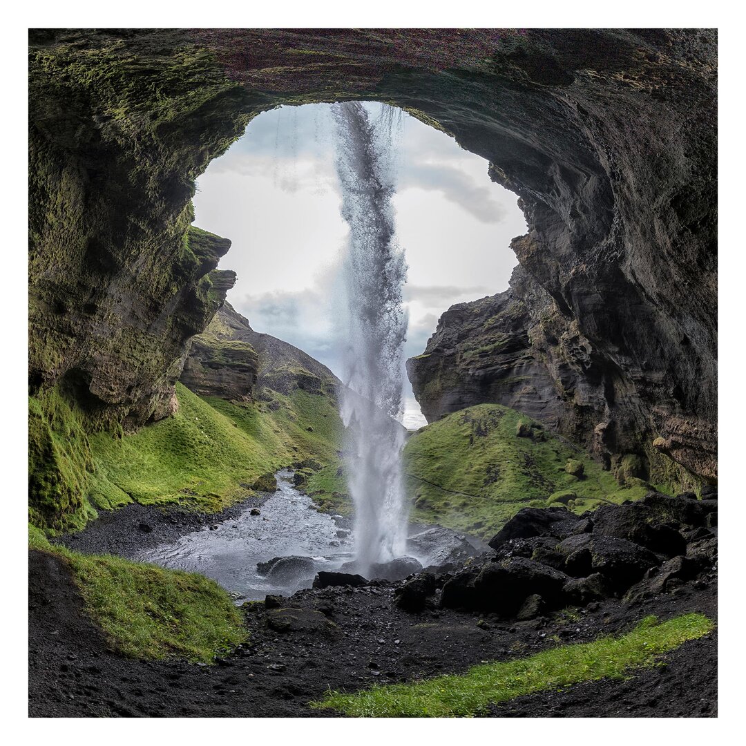 Strukturierte Fototapete Hidden Waterfall 3,36 m x 336 cm