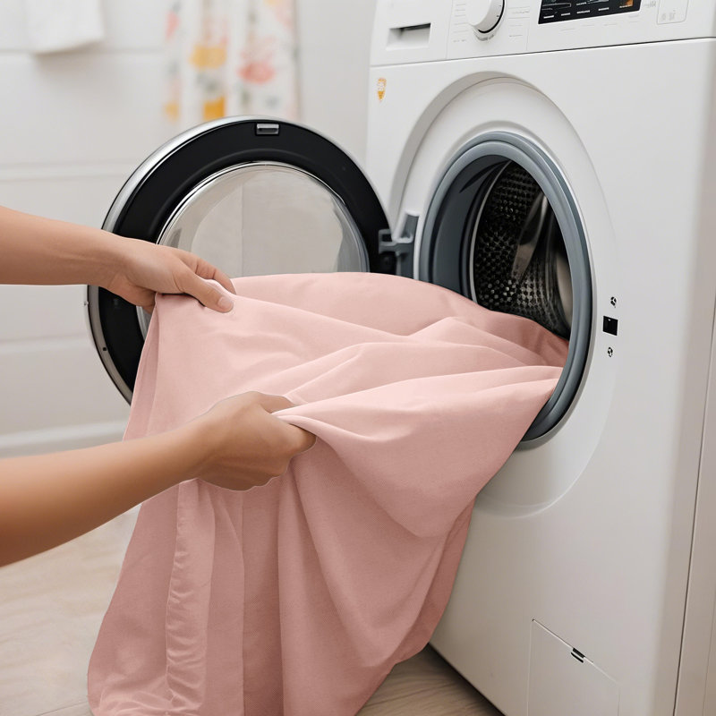 Doublure de rideau de douche simple en tissu imperméable avec aimants Kidd, Rosé, H 72 po x l 72 po