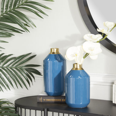 Cole And Grey Modern Iron Vase