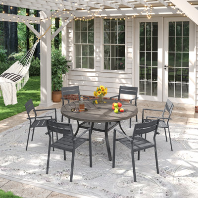 6-Person Patio Dining Set With Metal Chairs
