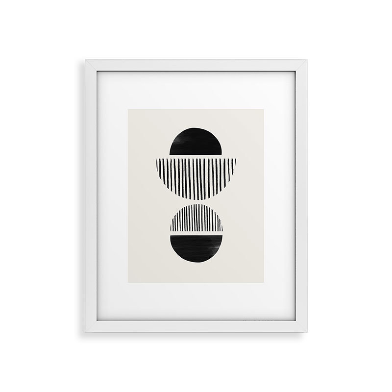 Balancing Stripes NO1, impression encadrée sur papier noir, Cadre blanc, H 20 po x l 16 po