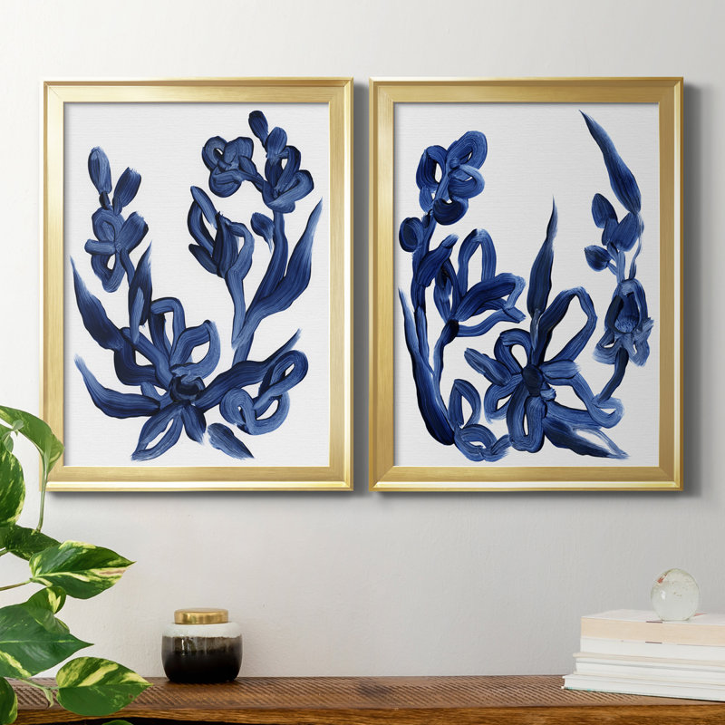 «Indigo Brush Blooms I», reproduction encadrée de qualité supérieure - prête à être accrochée, Cadre doré
