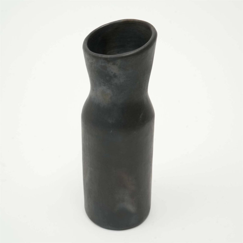 Vase noir fait à la main Longpi Pottery