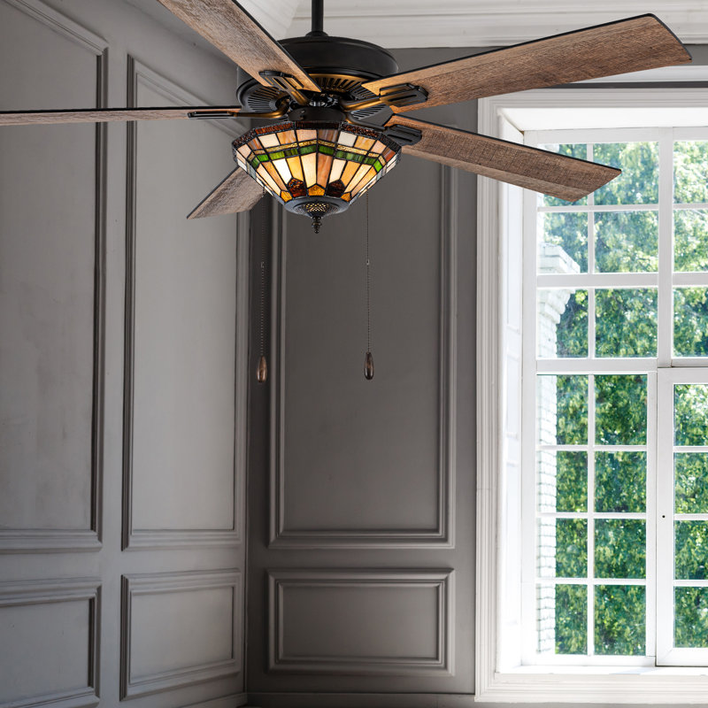 Ventilateur de plafond en vitrail à 5 pales de 52 po avec télécommande et ensemble d'éclairage inclus Bianet