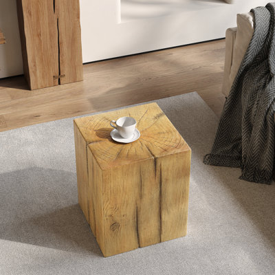 Table de bout à colonne carrée à l'apparence de bois MGO, H 18 po, finition vieillie d'aspect bois, mélange avec différentes hauteurs, utilisation à l'intérieur comme à l'extérieur, couleur naturelle