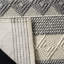 Tapis en laine / coton tissé à la main jacquard en ivoire / gris jacques-641359295
