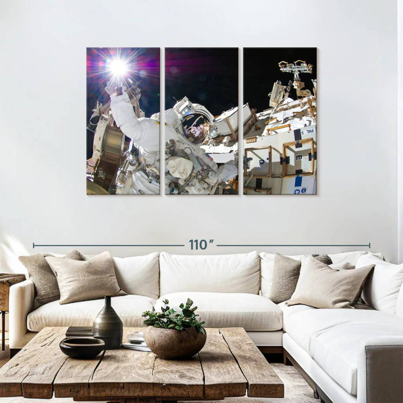 Oberle Sunita Williams Space Travel, 48" H x 74" W