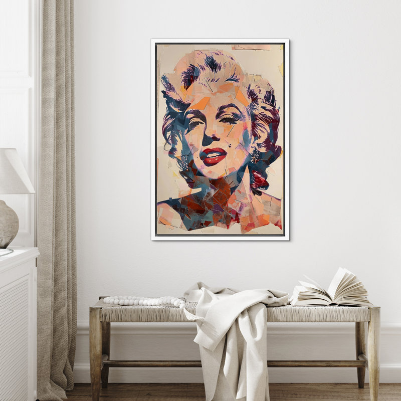«Pop Urban Street» par Marilyn Monroe, Cadre blanc, H 36 po x l 24 po
