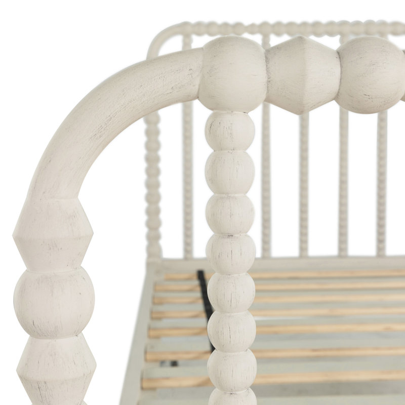 Jennifer Bed, Twin