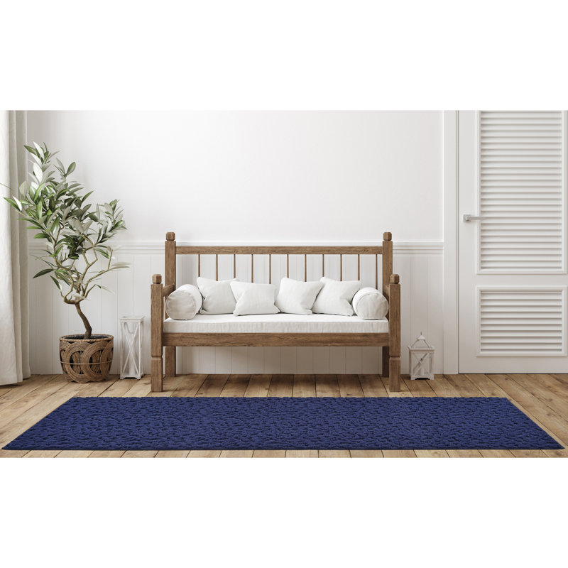 Tapis bleu marine en polypropylène touffeté à la machine Edith, Tapis de couloir 2 pi x 8 pi