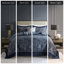 Couvre-lit très grand bleu marine - et une literie élégante pour une chambre à coucher glamour avec des coussins classiques et pratiques-119105568-119105565