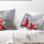 Magnifique fleur de lys rouge tombé - coussin décoratif imprimé floral-29895967-89810903